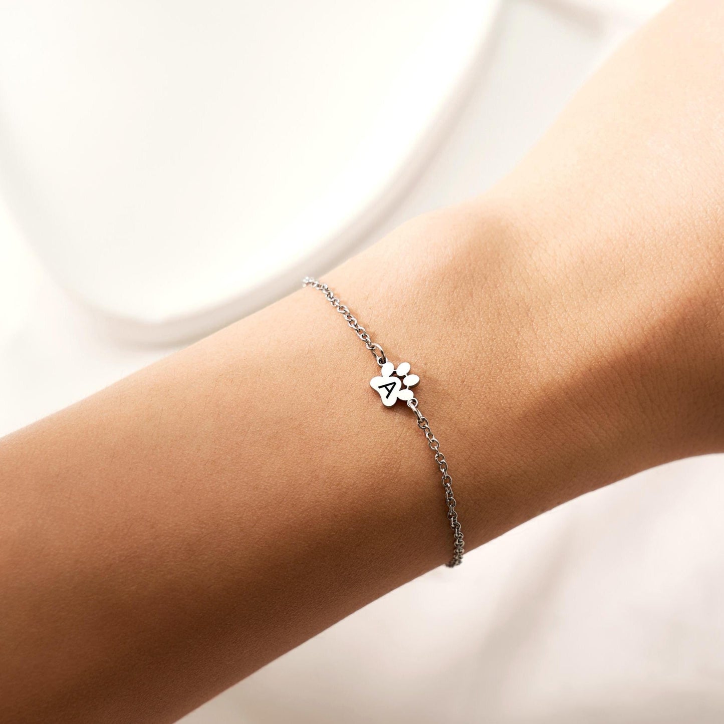 Personalized Pet Name Paw Print Bracelet, Minimalist Dog Cat Paw Jewelry LM32 669429 | Eterlia